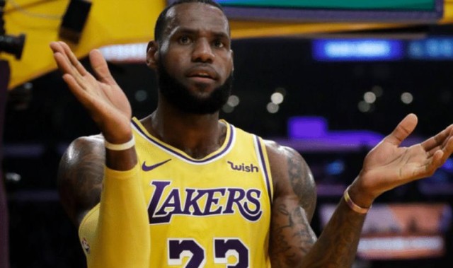  詹皇三双率湖人逆转，紫金军团豪取五连胜  