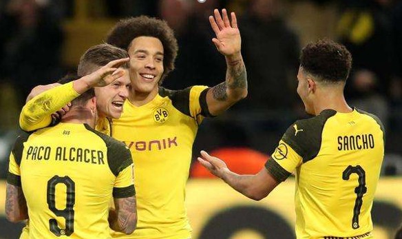  多特蒙德末轮逆袭成功锁定欧冠参赛资格