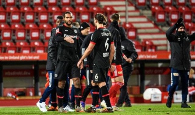  勒沃库森中场拦截出色，切断对手进攻线路获胜