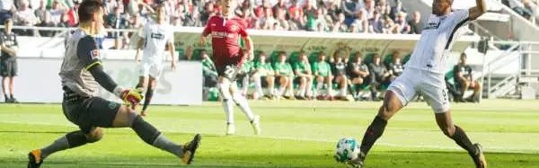  奥格斯堡防守反击战术奏效胜科隆