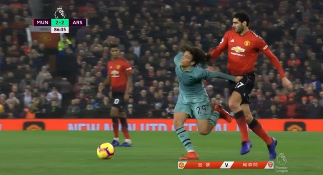  亚特兰大绝杀进球涉越位引争议  